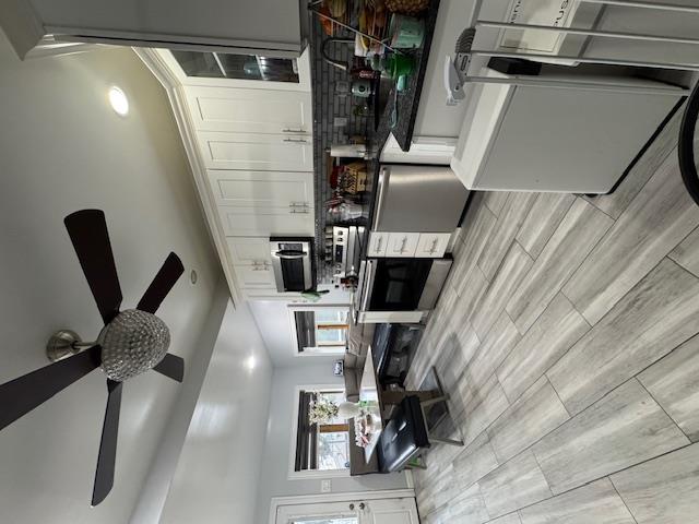 119 S Bay Avenue Property Photo 13
