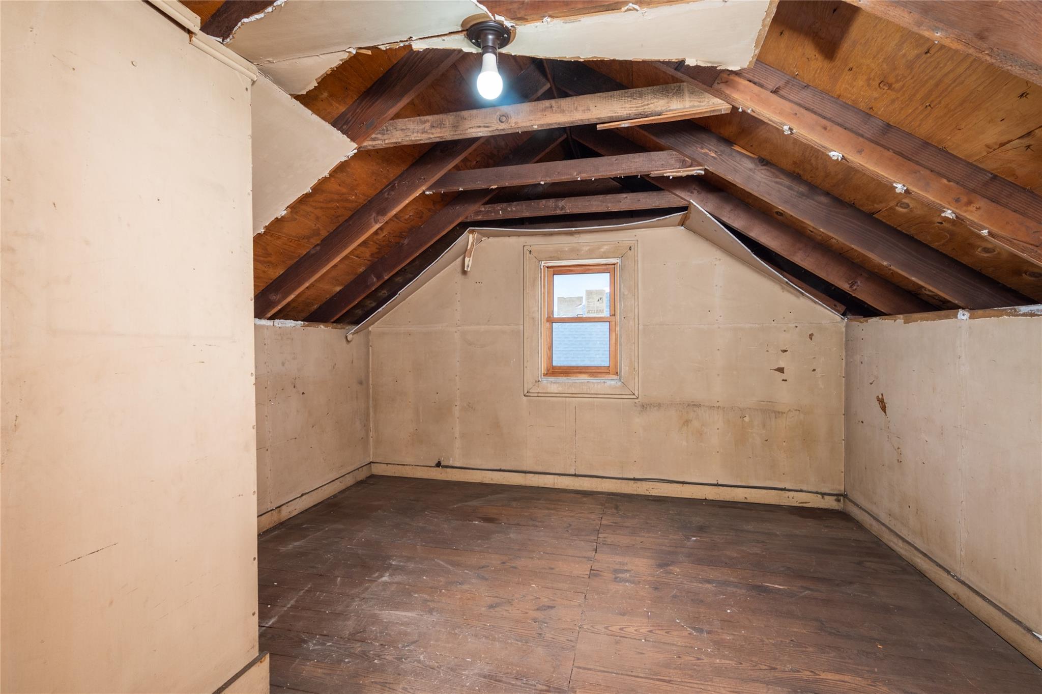 67 E Dean Street Property Photo 19