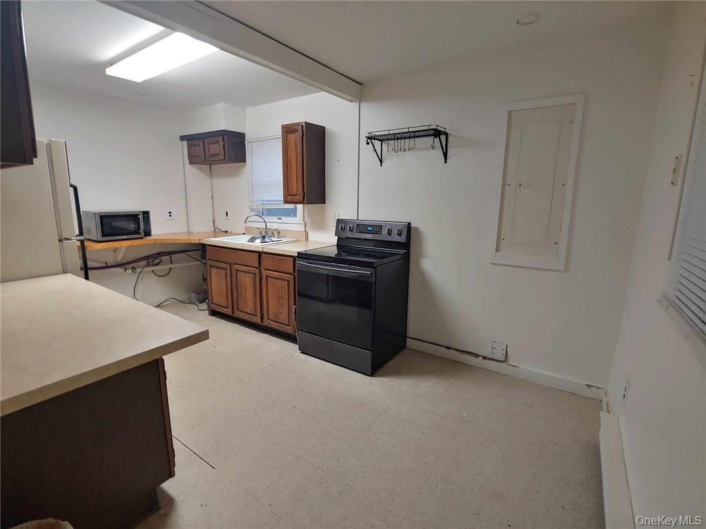354 E Hill Road Property Photo 28