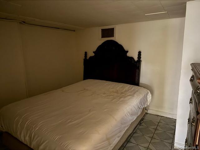 3309 Lurting Avenue Property Photo 5
