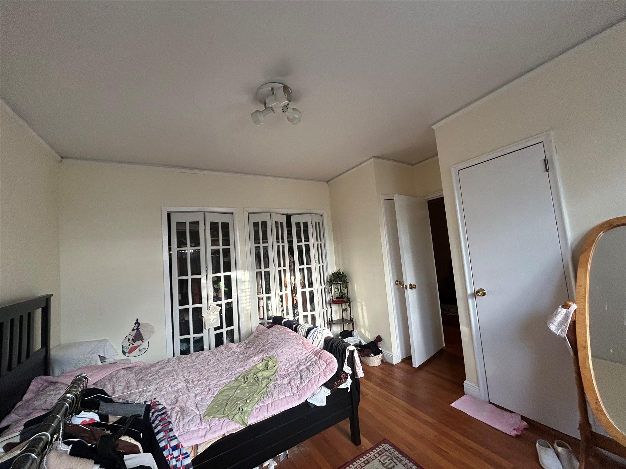 4001 Little Neck Parkway 31b Property Photo 5