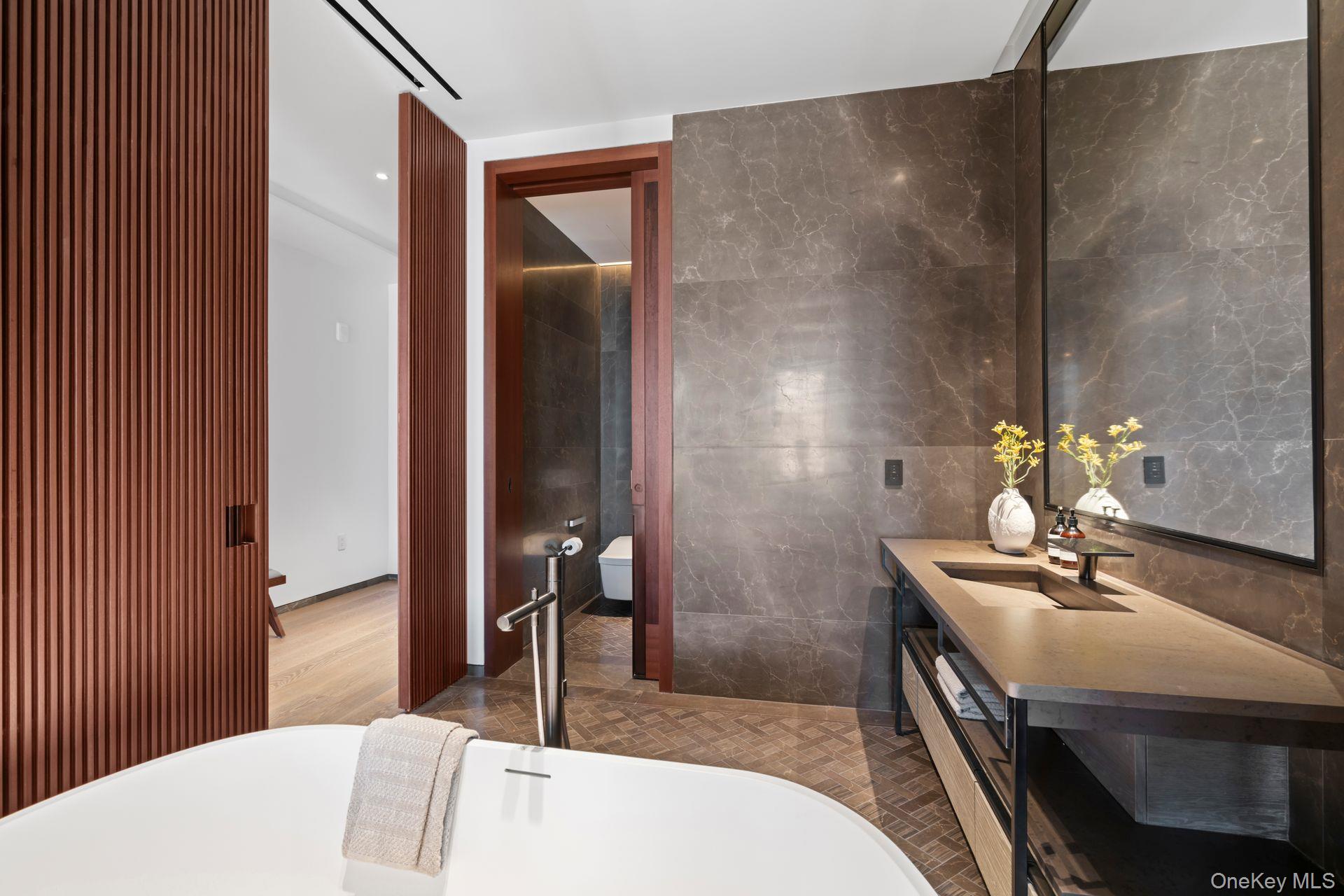 730 5th Avenue 17b Property Photo 33