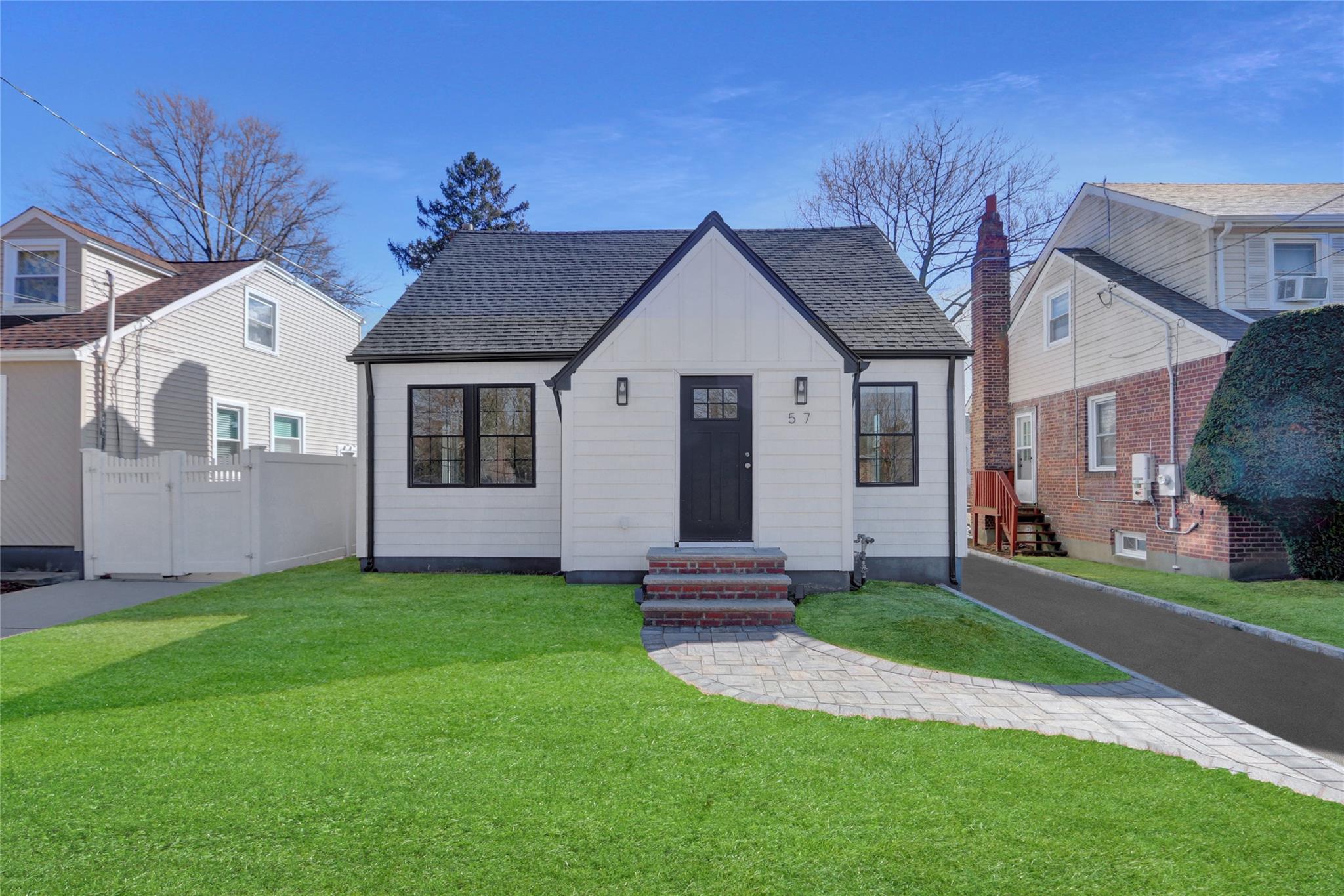 57 Remsen Street Property Photo