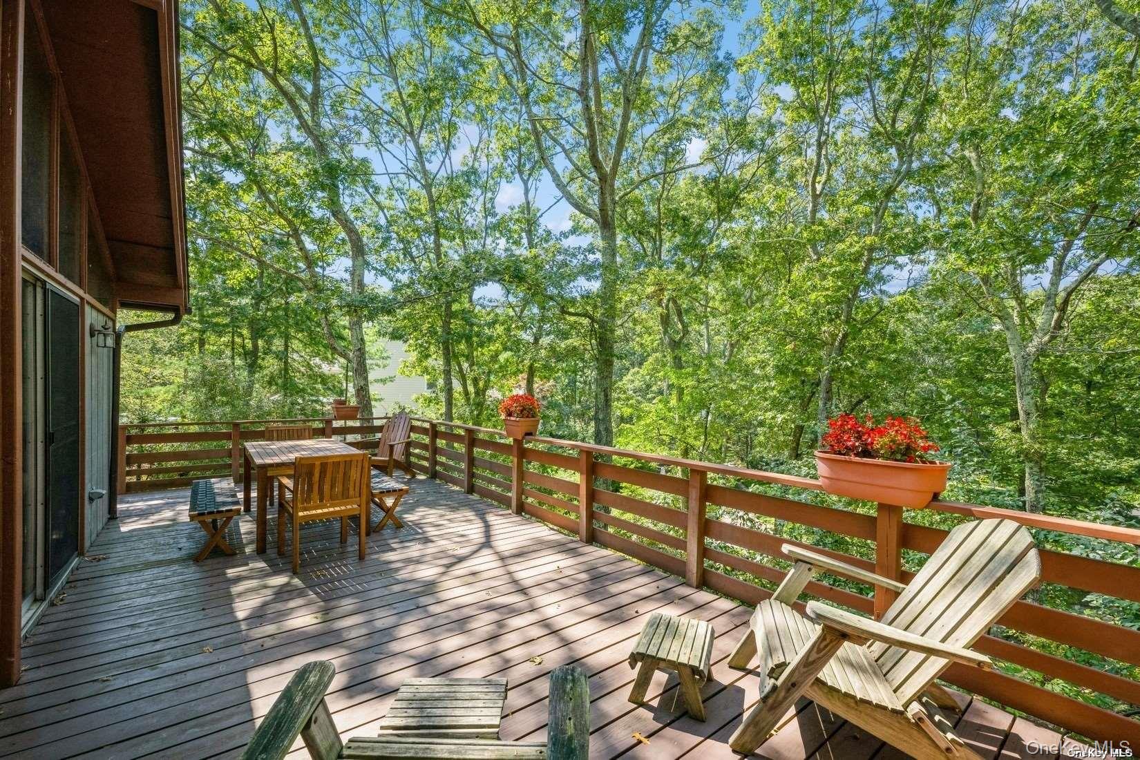 292 Little Fresh Pond Road Property Photo 9
