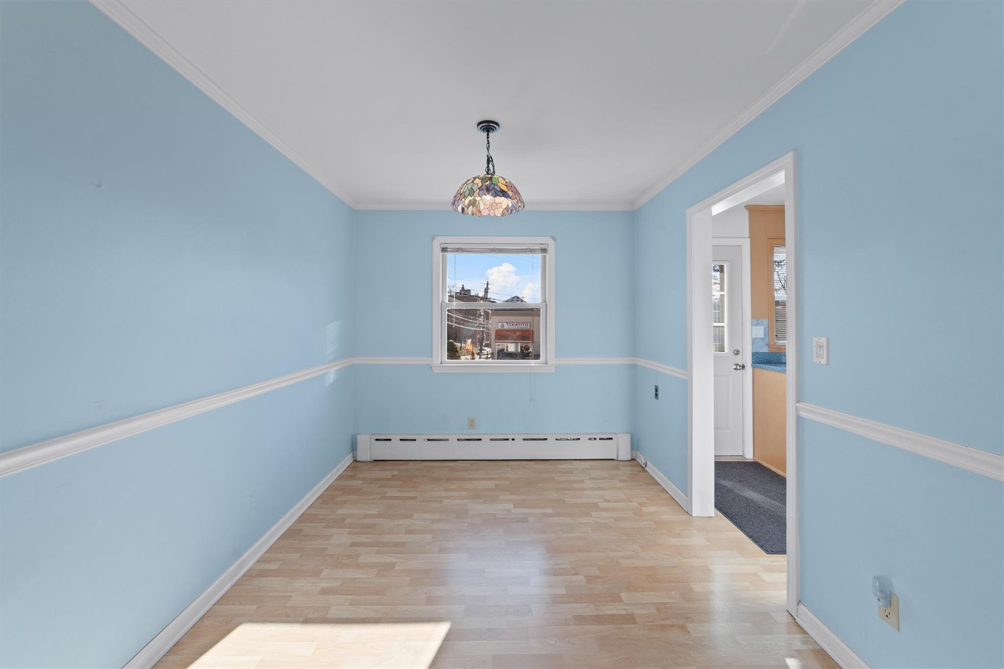 132 S Highland Avenue Property Photo 8