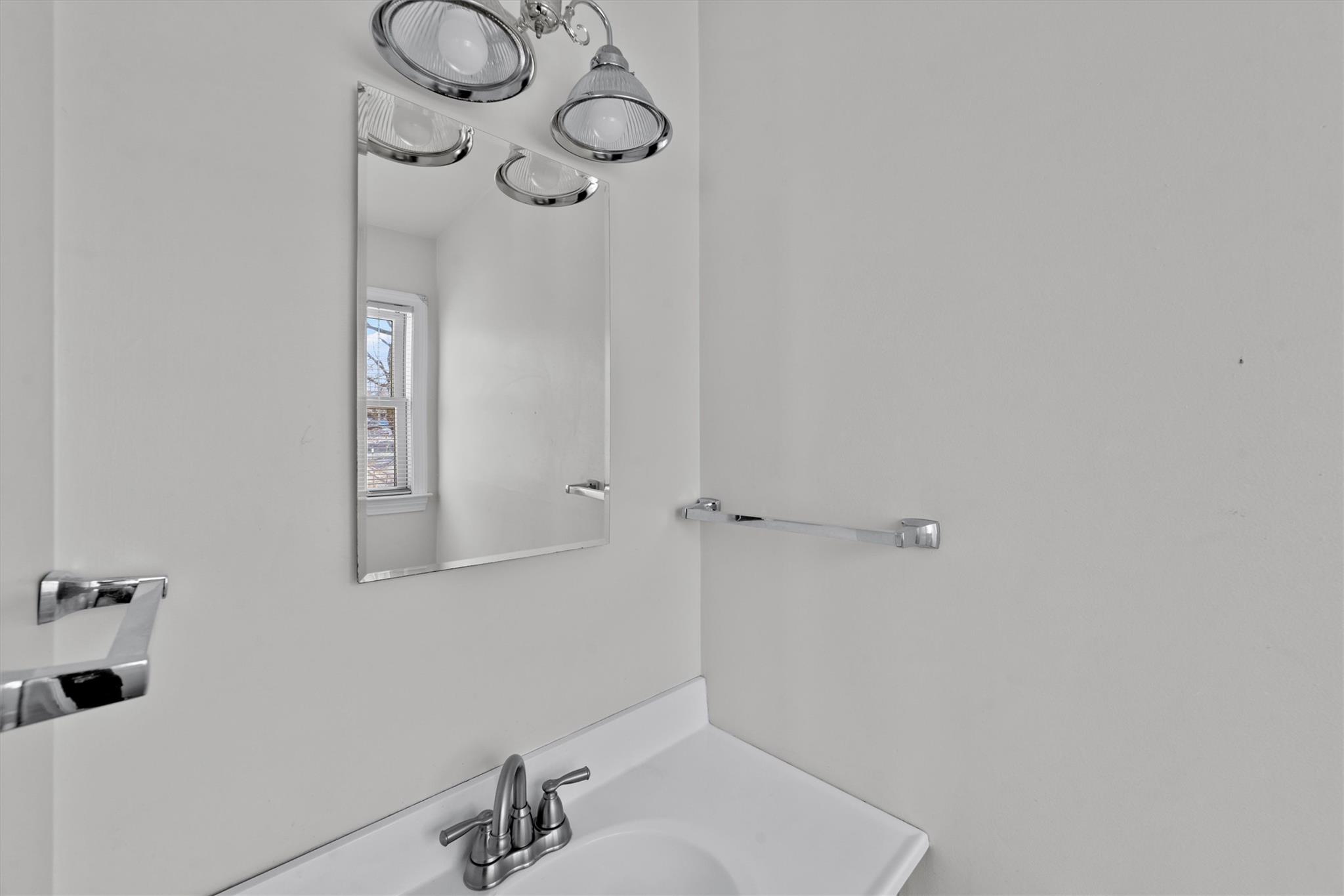 132 S Highland Avenue Property Photo 14