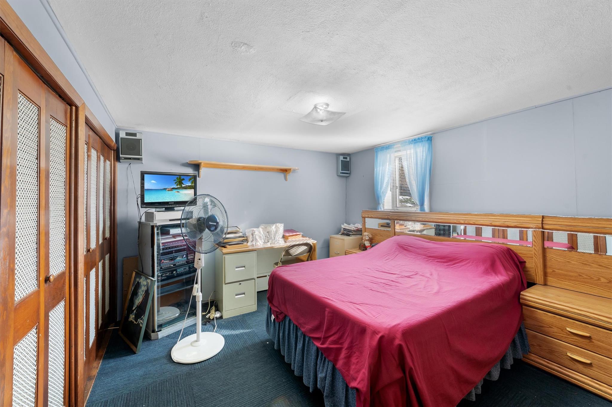 132 S Highland Avenue Property Photo 25