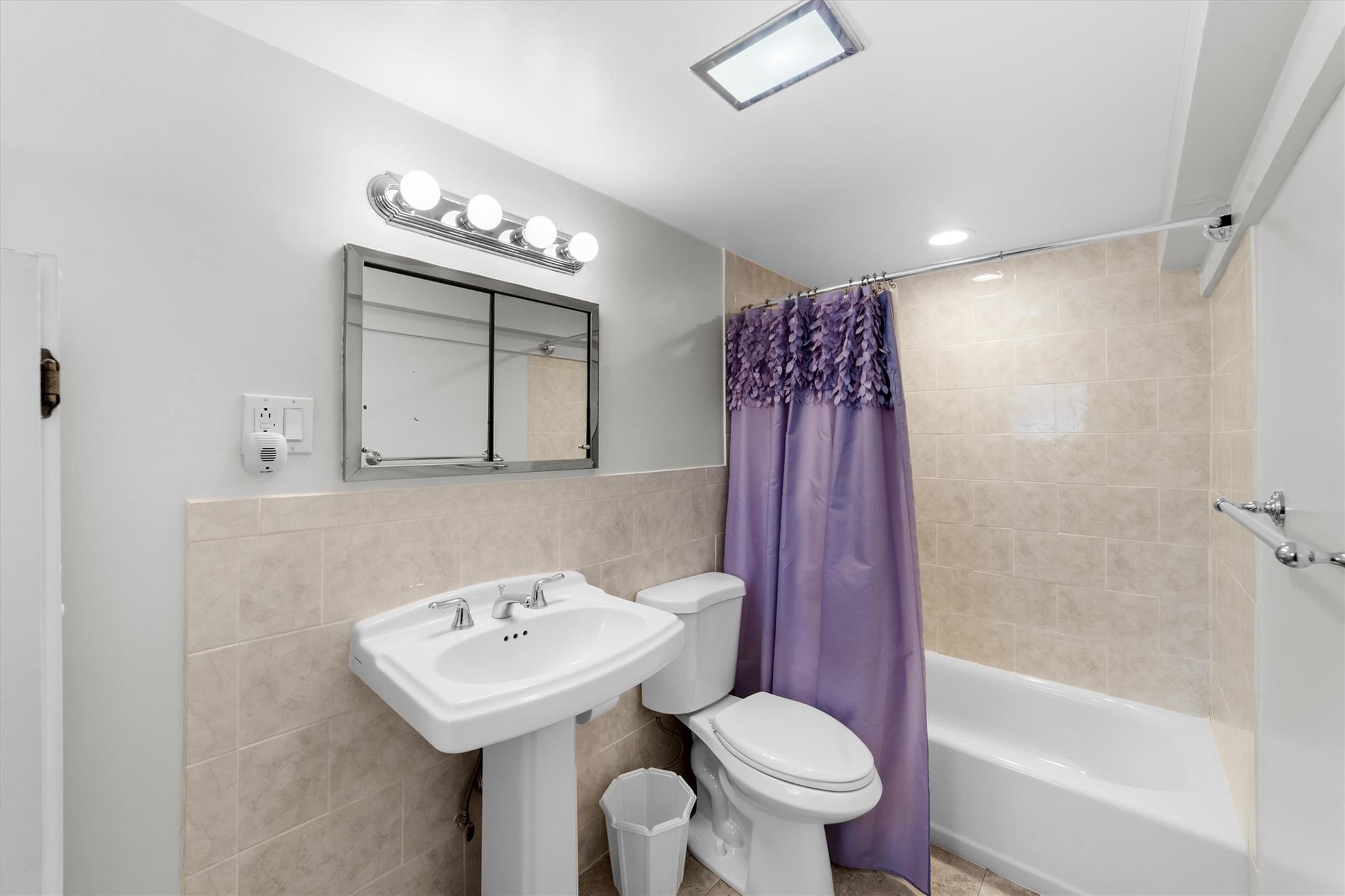 132 S Highland Avenue Property Photo 26