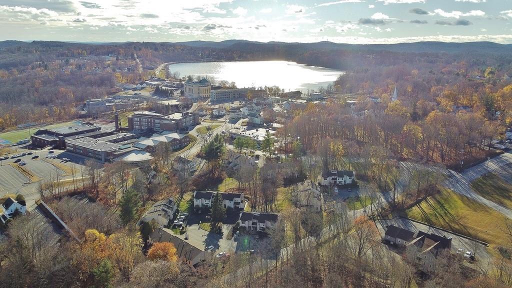 26 Woodland Trail Property Photo 8