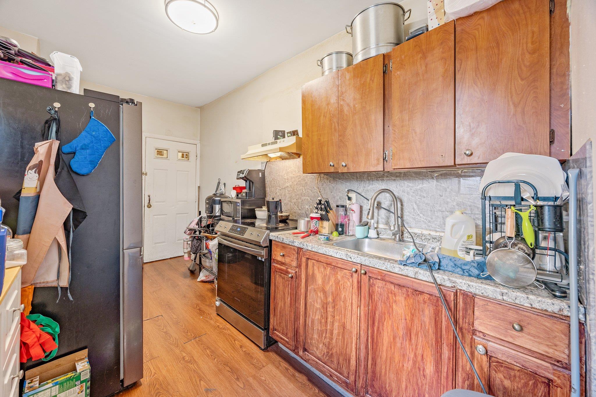 170 Montauk Avenue Property Photo 13