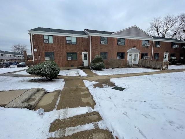 216-21 73 Avenue 1 Property Photo 4