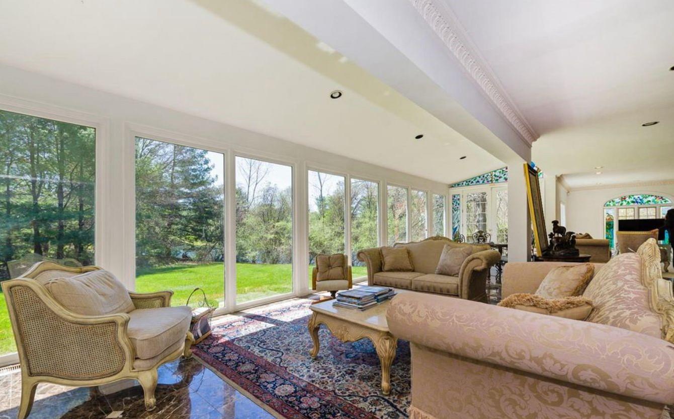 21 Overbrooke Lane Property Photo 10