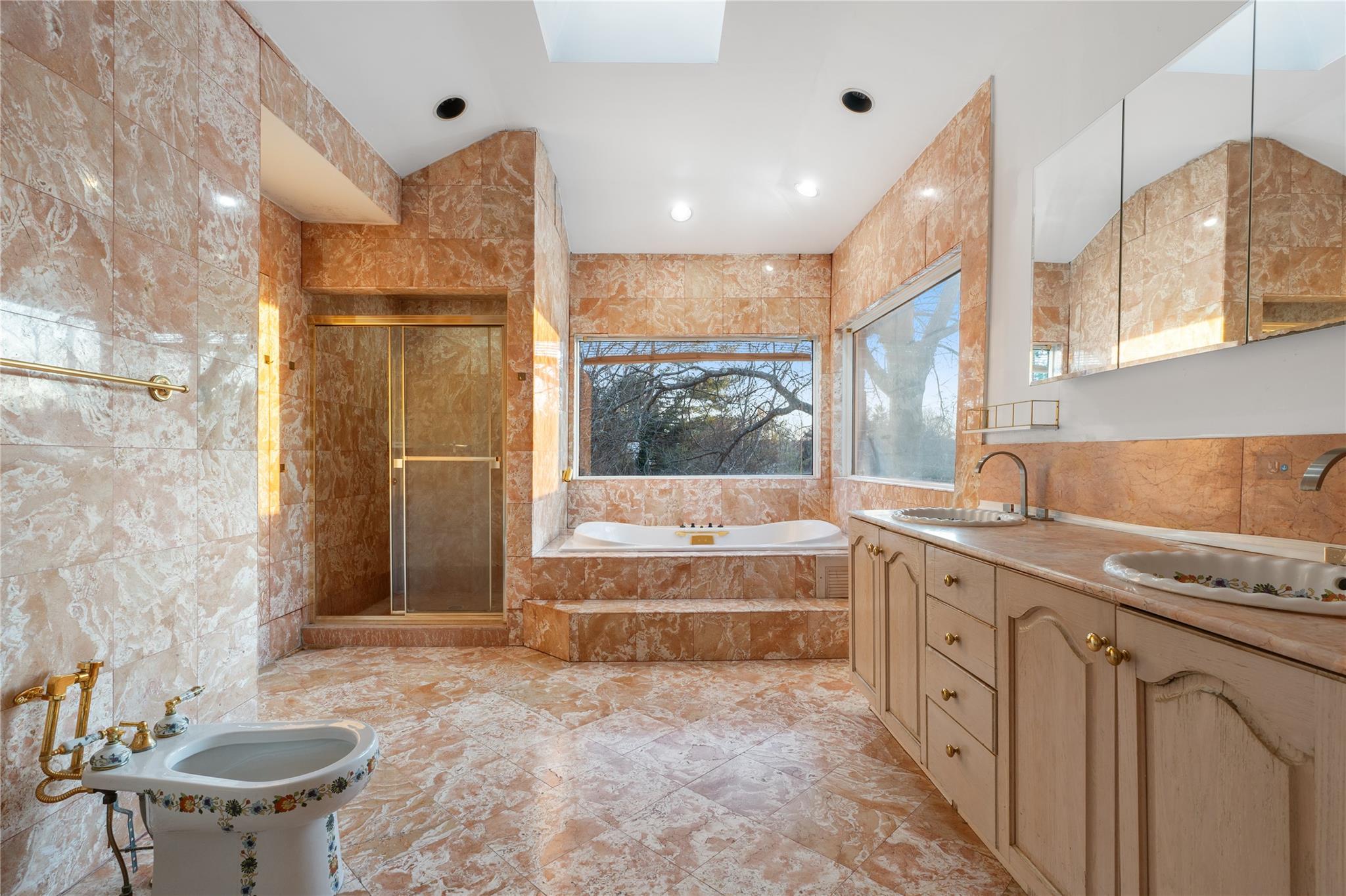 21 Overbrooke Lane Property Photo 18