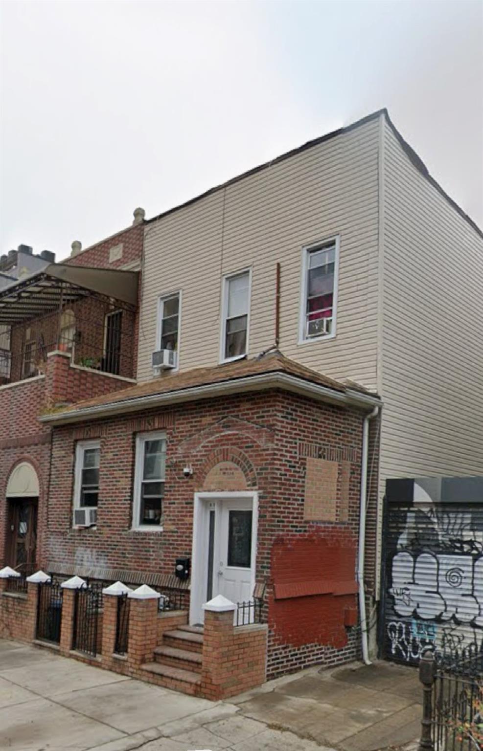 87 Jefferson Street Property Photo