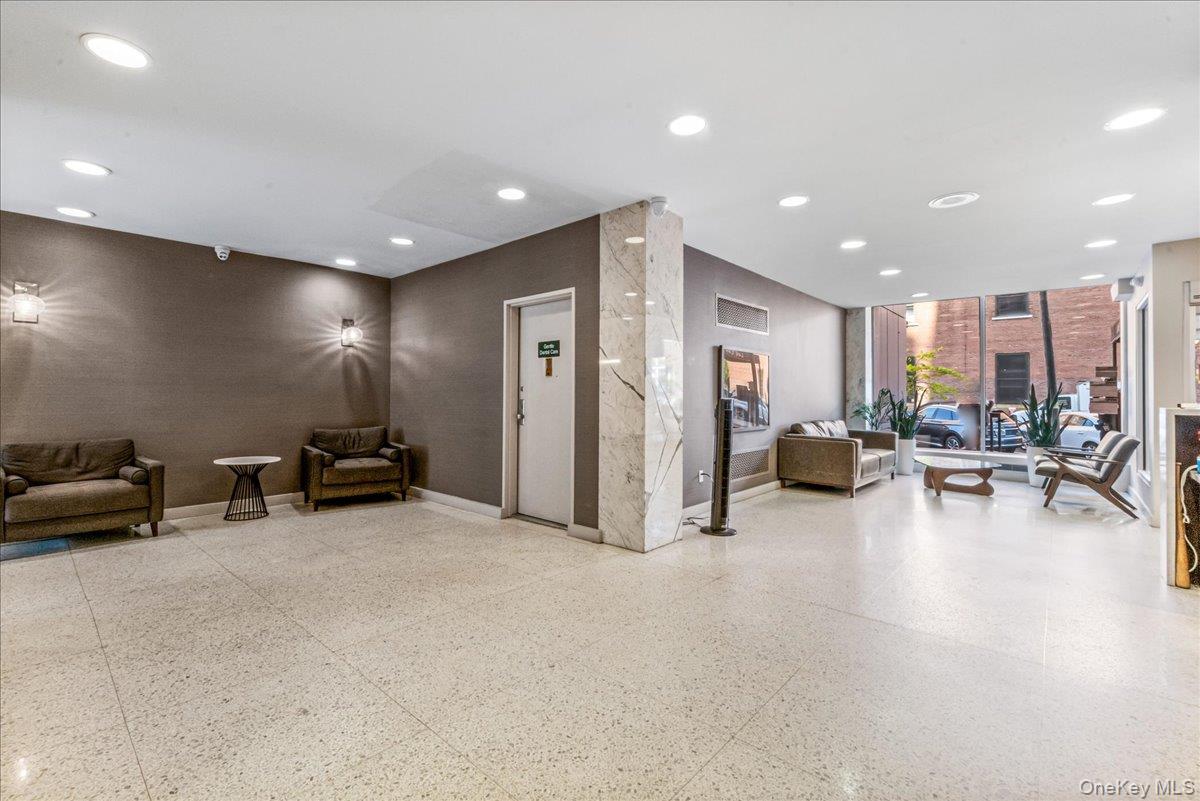 107-40 Queens Boulevard 7g Property Photo 19