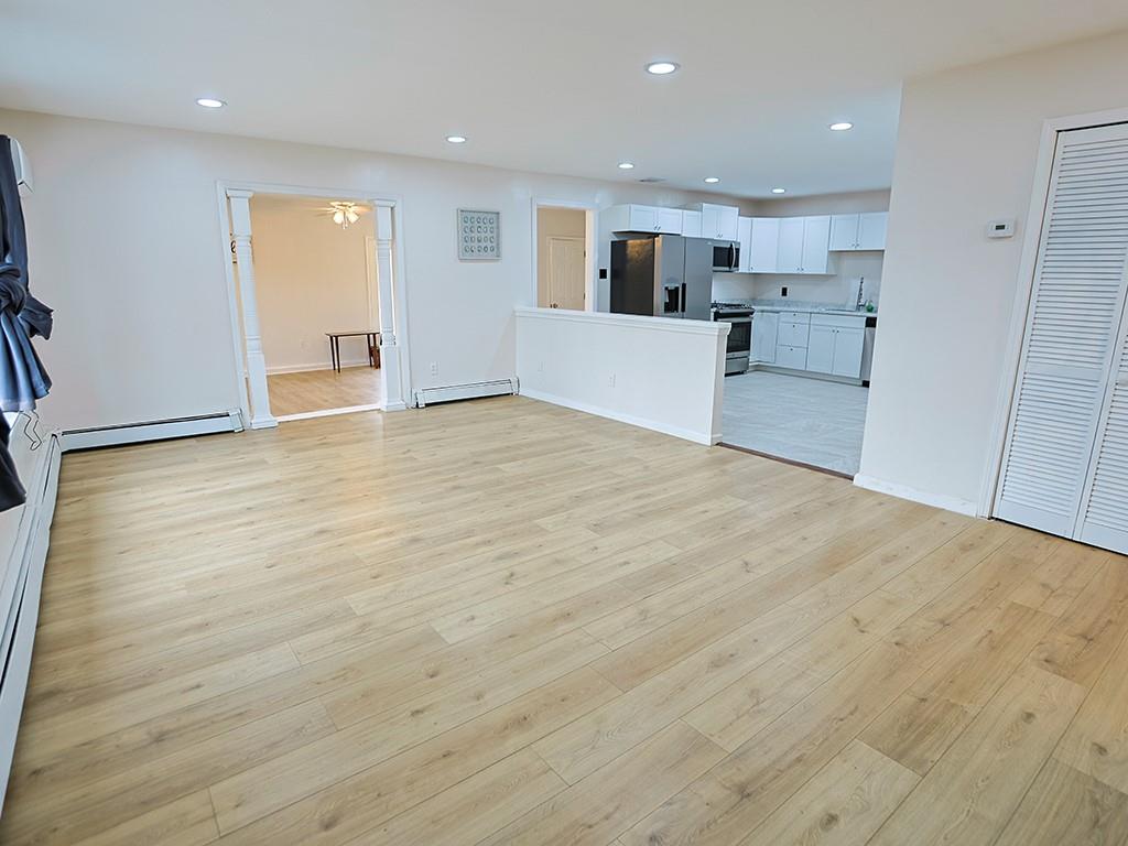 1037 Ridgebury Road Property Photo