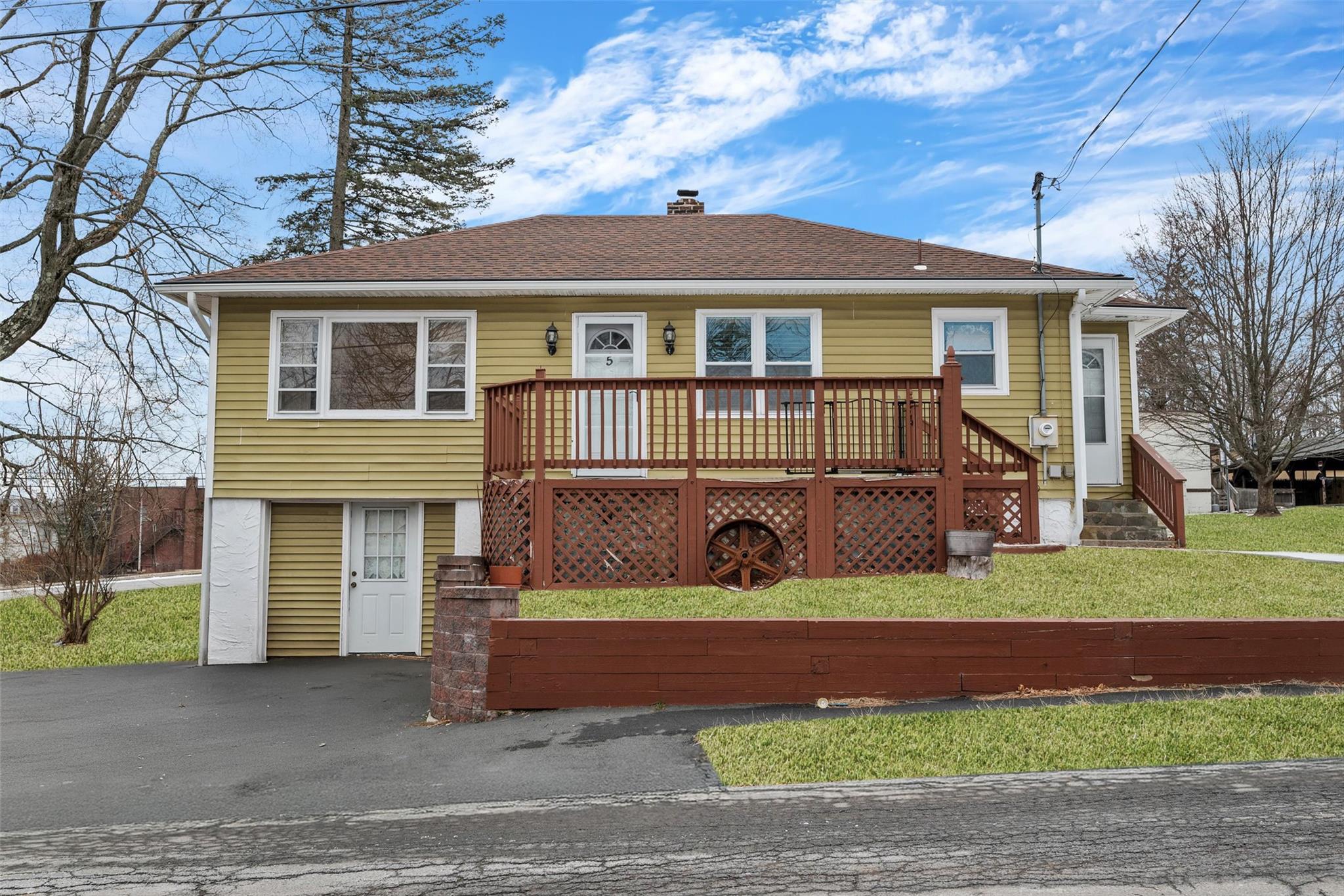 5 Roosa Avenue Property Photo