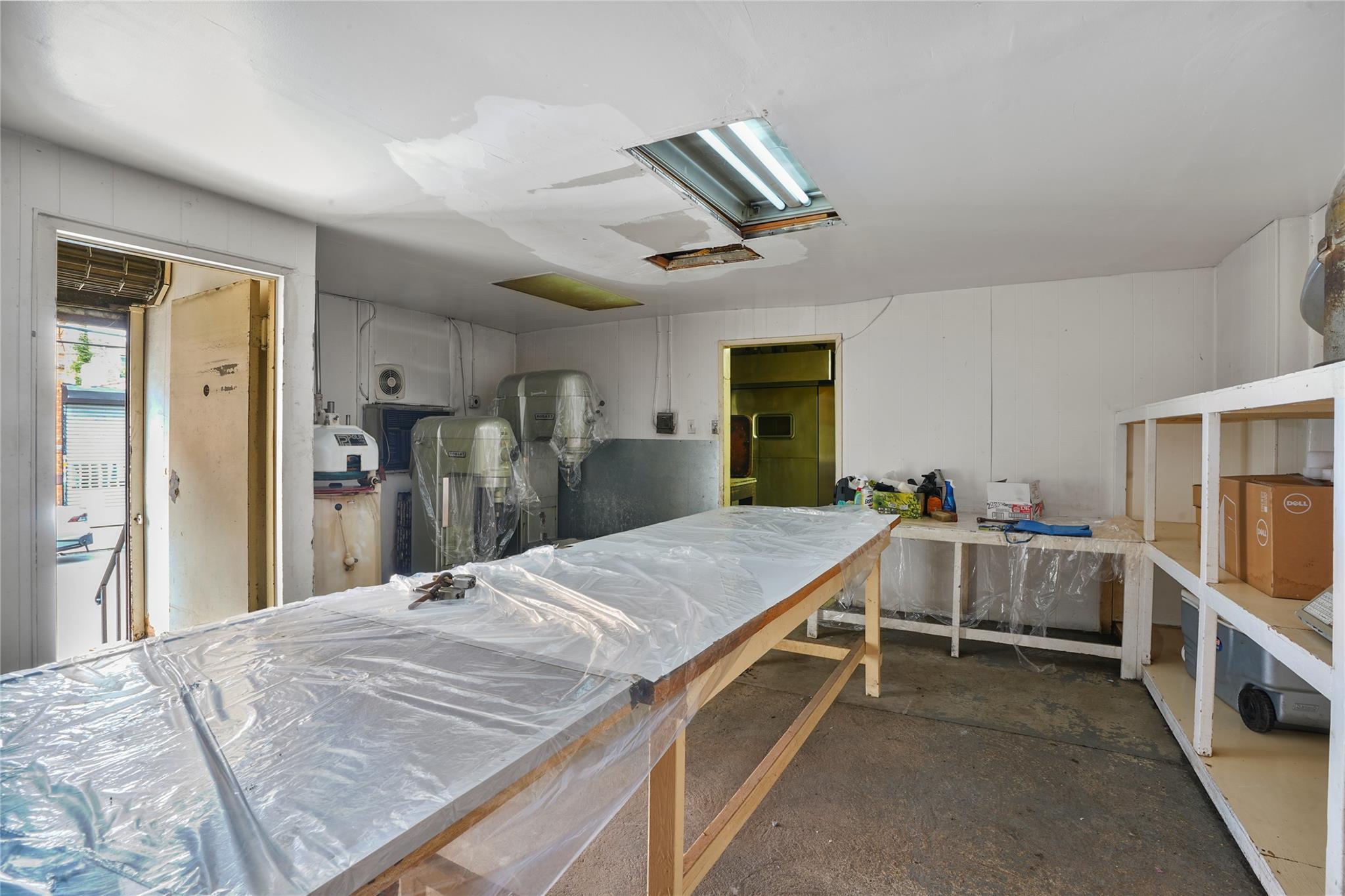 55-01 Metropolitan Property Photo 9
