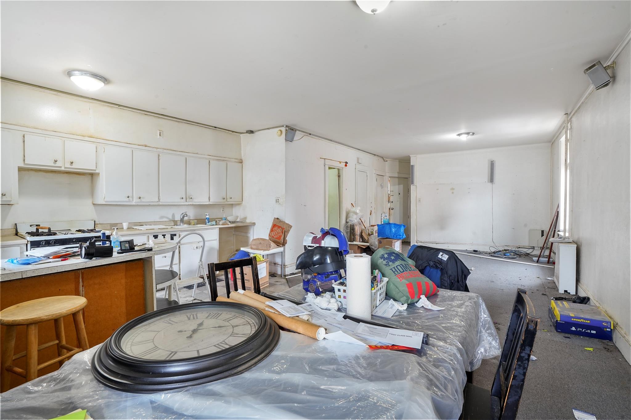 55-01 Metropolitan Property Photo 21