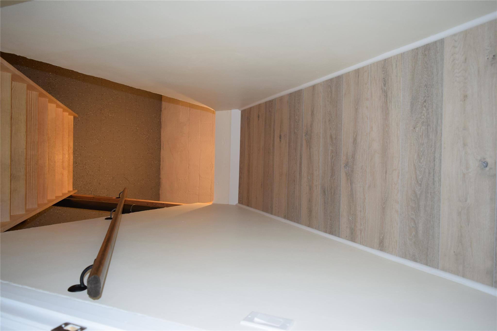 36 Woolsey Avenue Property Photo 29