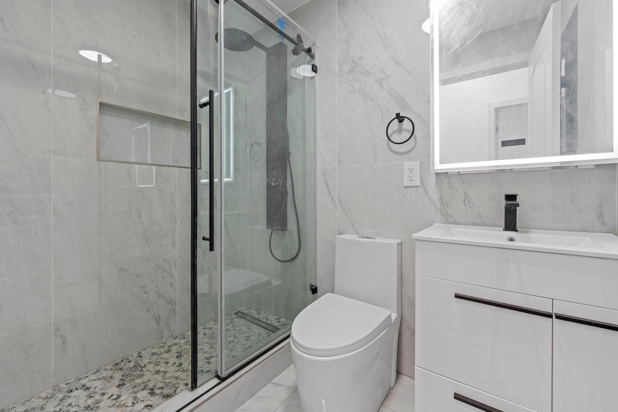 1058 Jefferson Avenue Property Photo 19