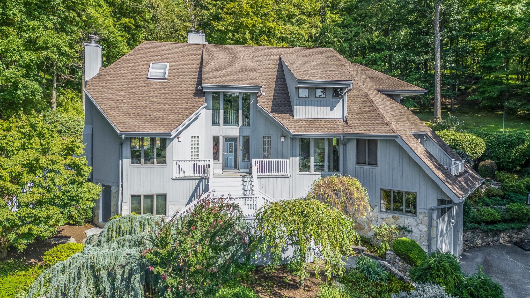 471 Chappaqua Road Property Photo