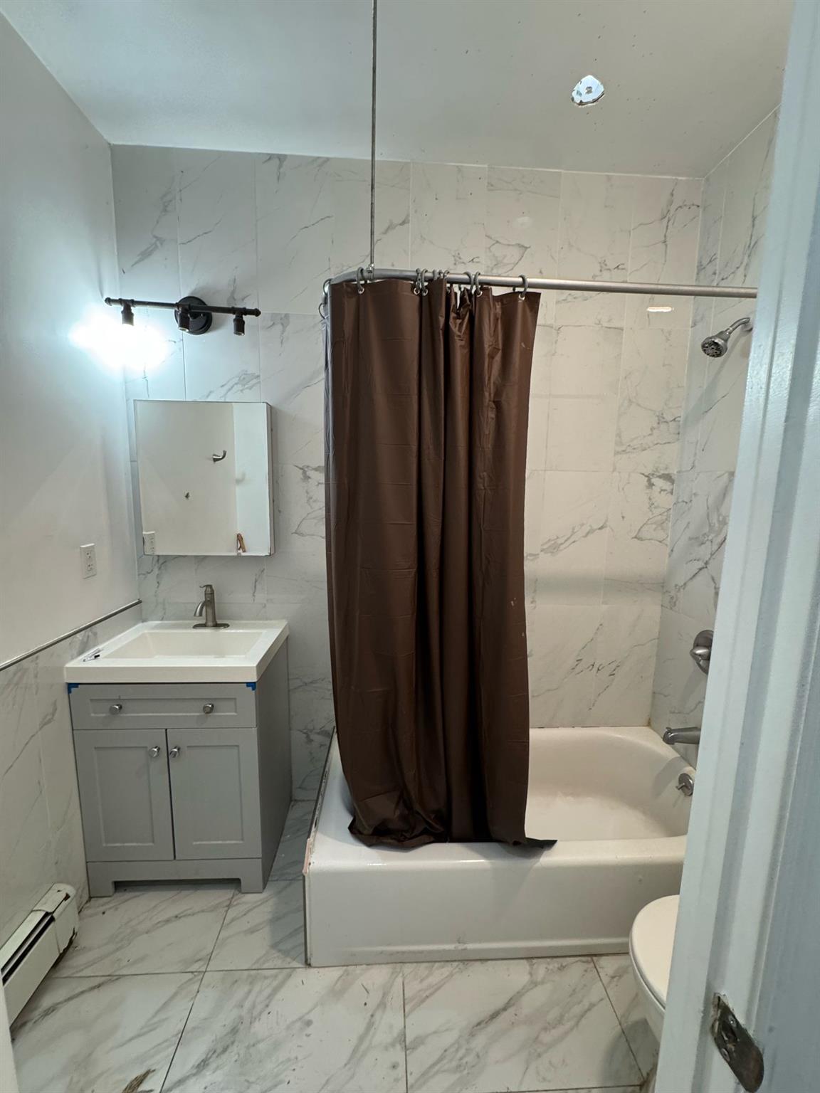 2356 Waterbury Avenue Property Photo 18