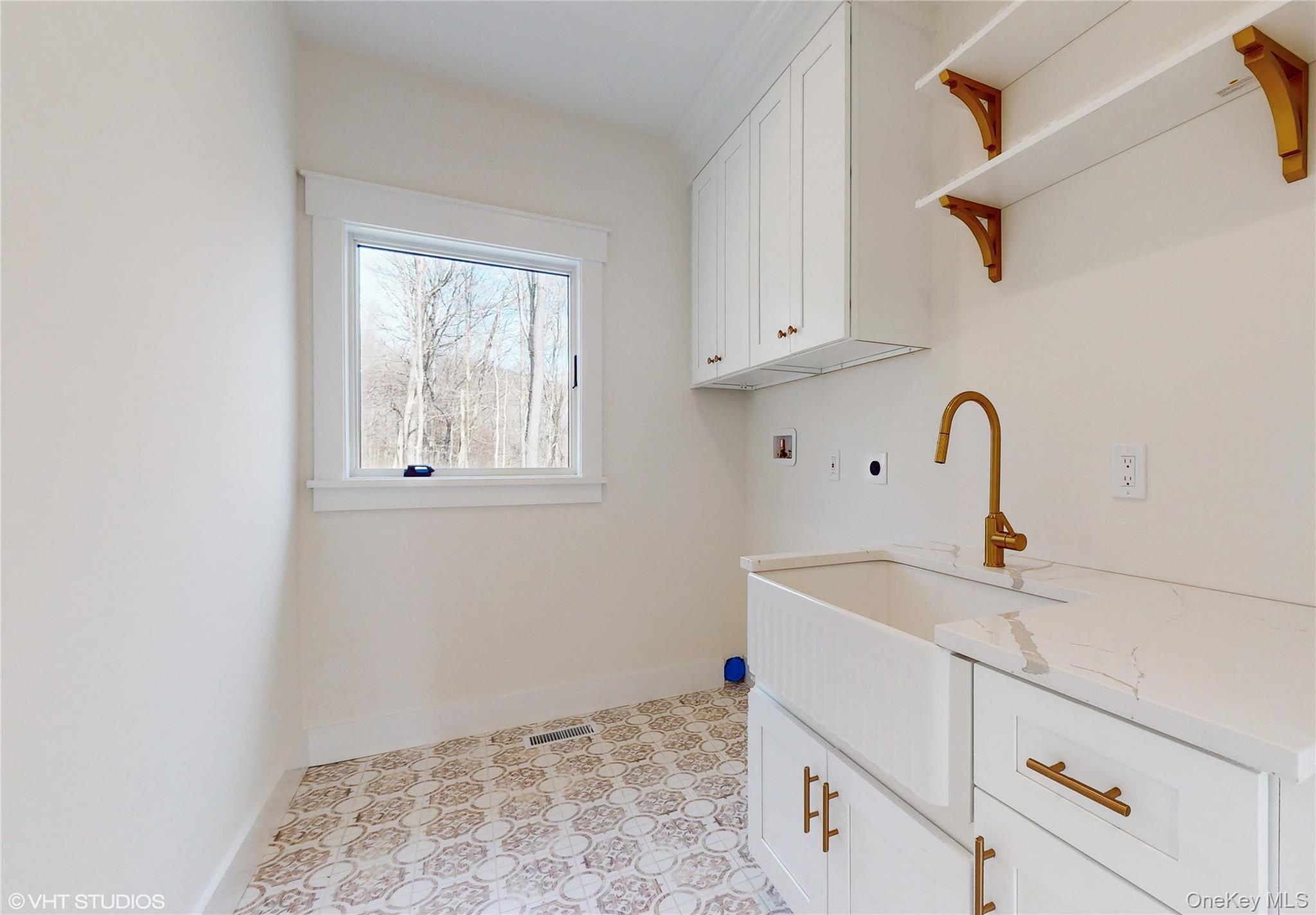 120 Harmony Road Property Photo 6