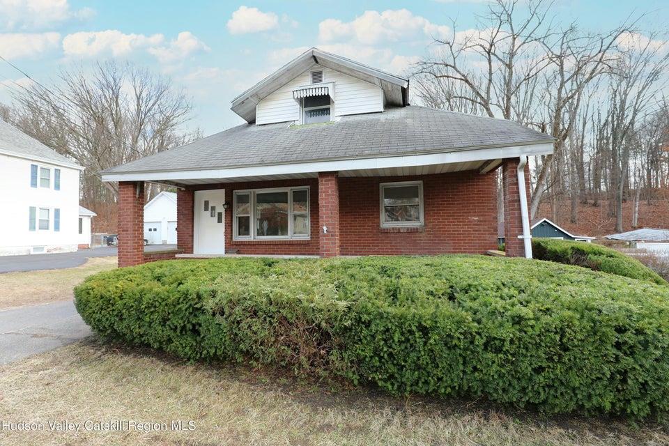 236 E Chester Street Property Photo