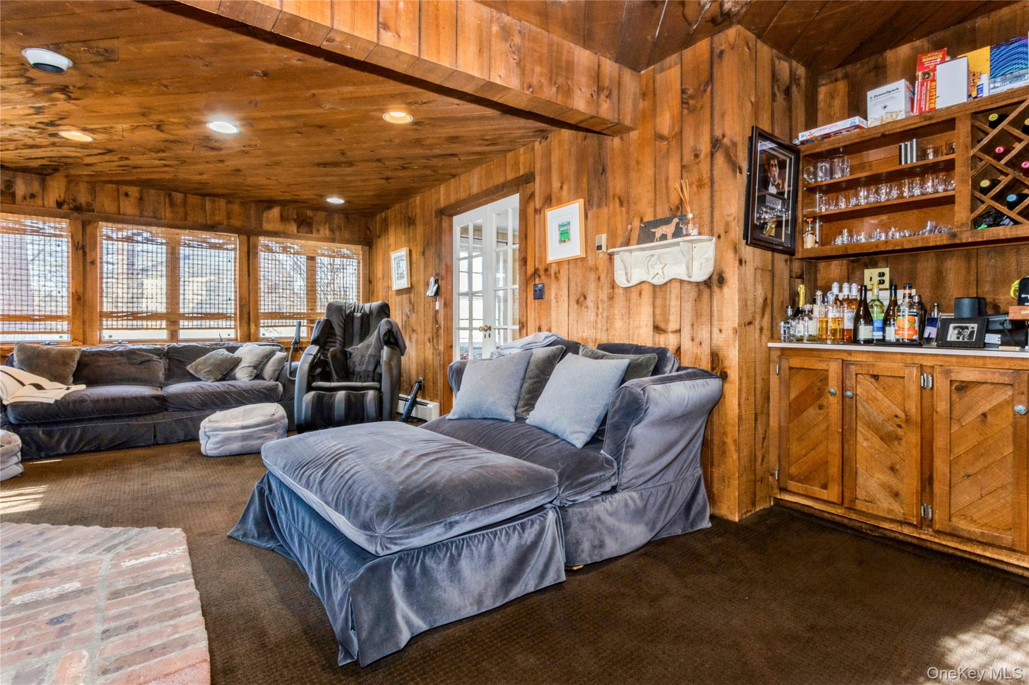 180 Longwood Crossing Property Photo 11