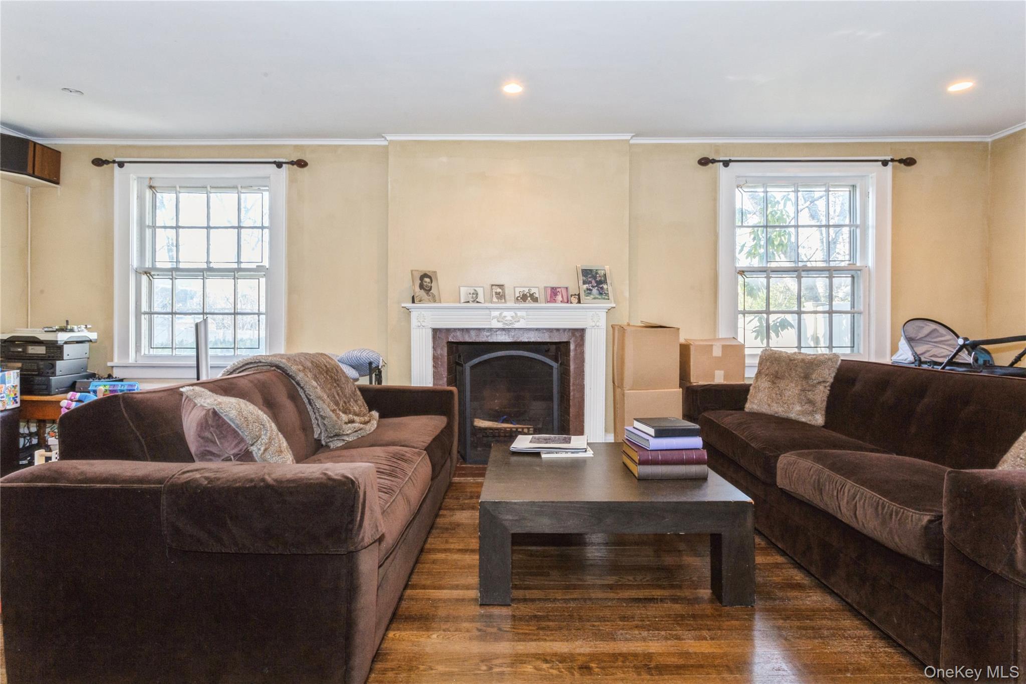 180 Longwood Crossing Property Photo 15