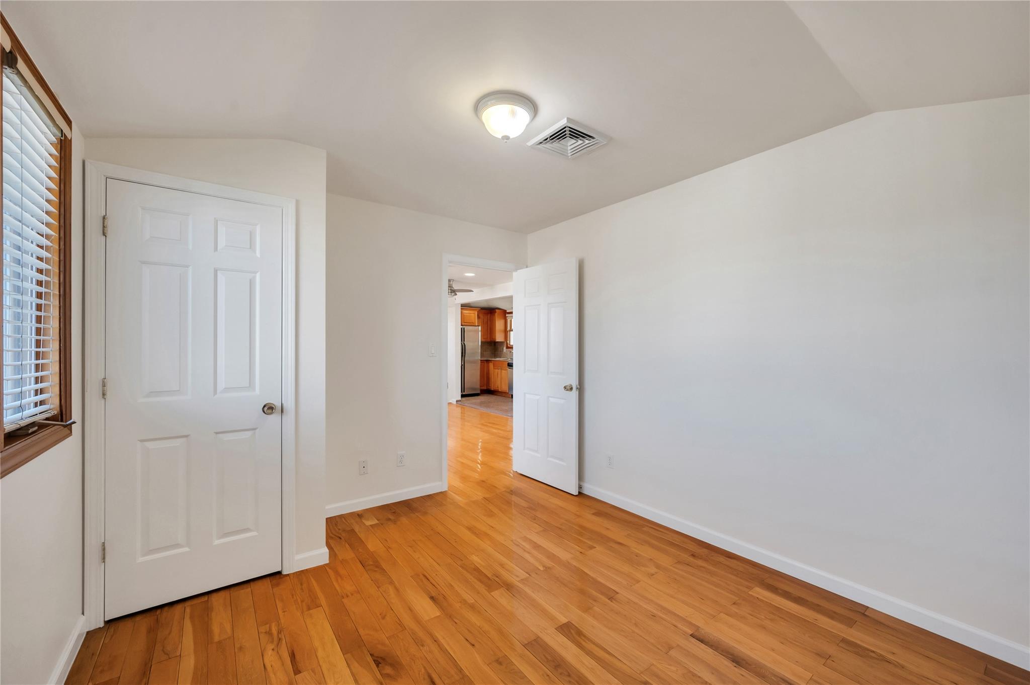 216-18 36 Avenue Property Photo 32
