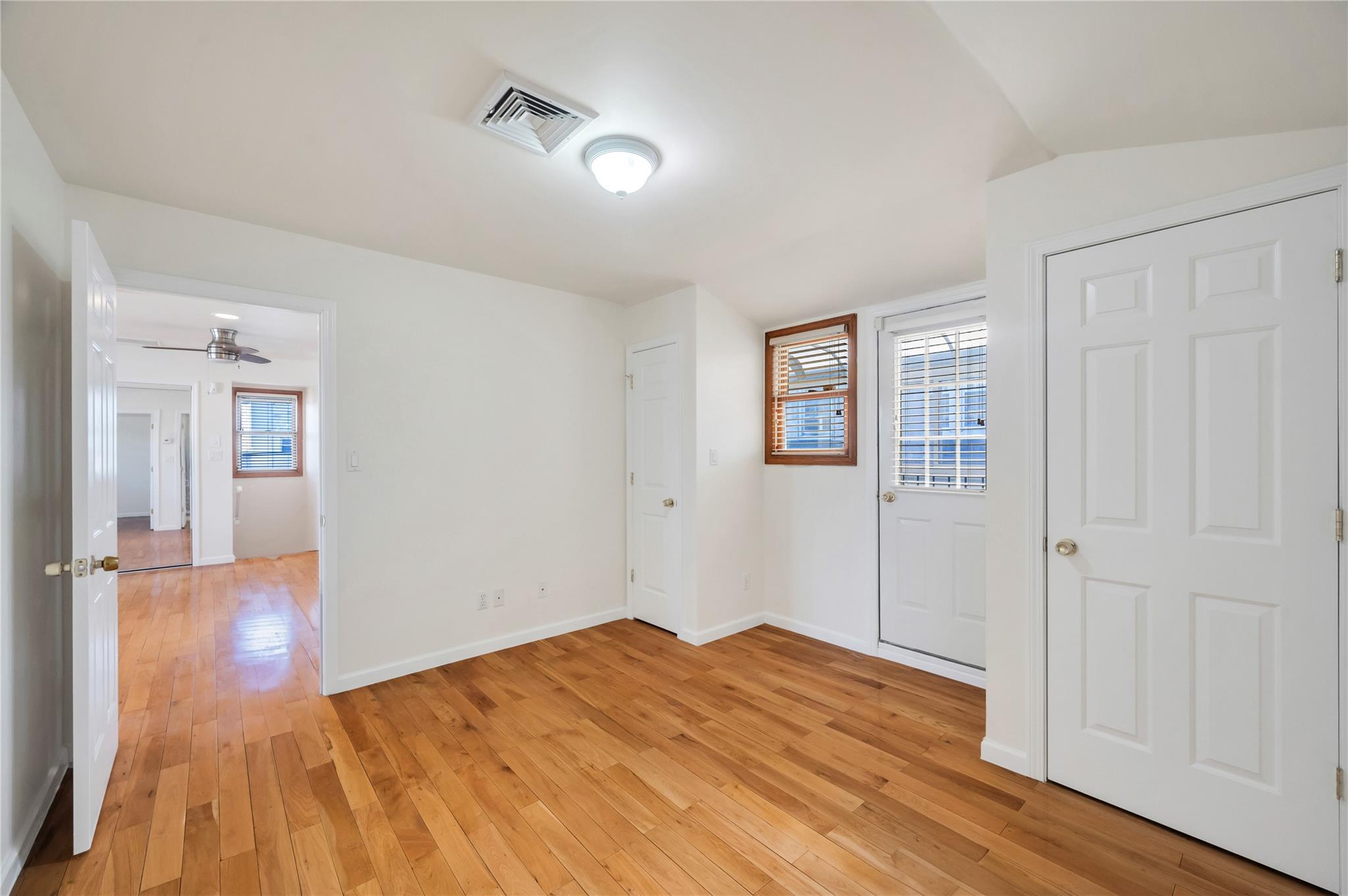 216-18 36 Avenue Property Photo 34