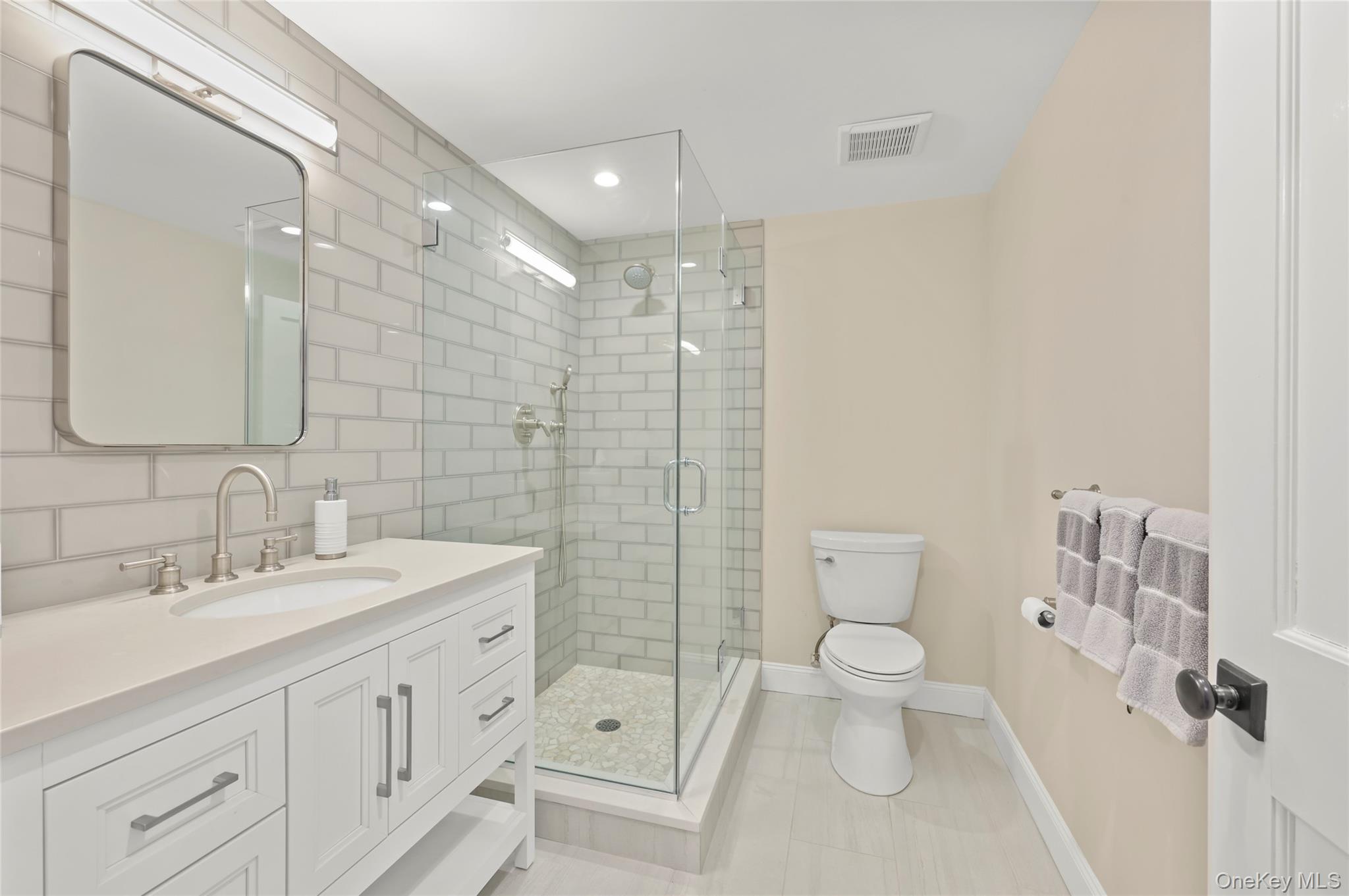 245 Oneck Lane Property Photo 27