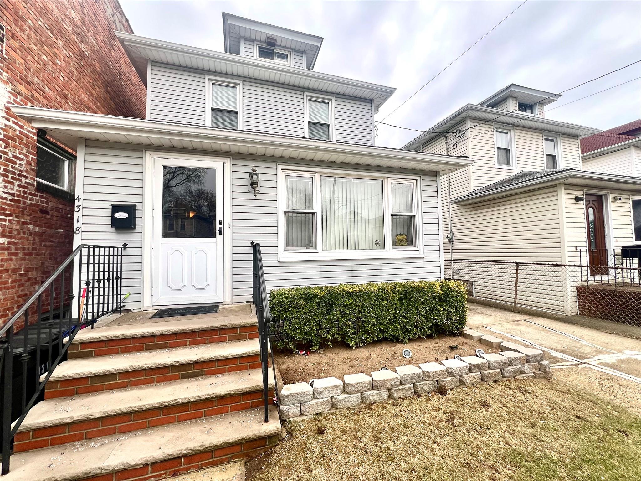 4318 Avenue I Property Photo