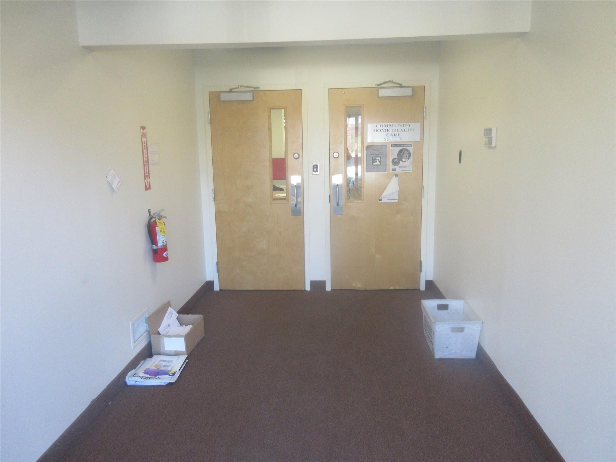 49 N Airmont Road Property Photo 3