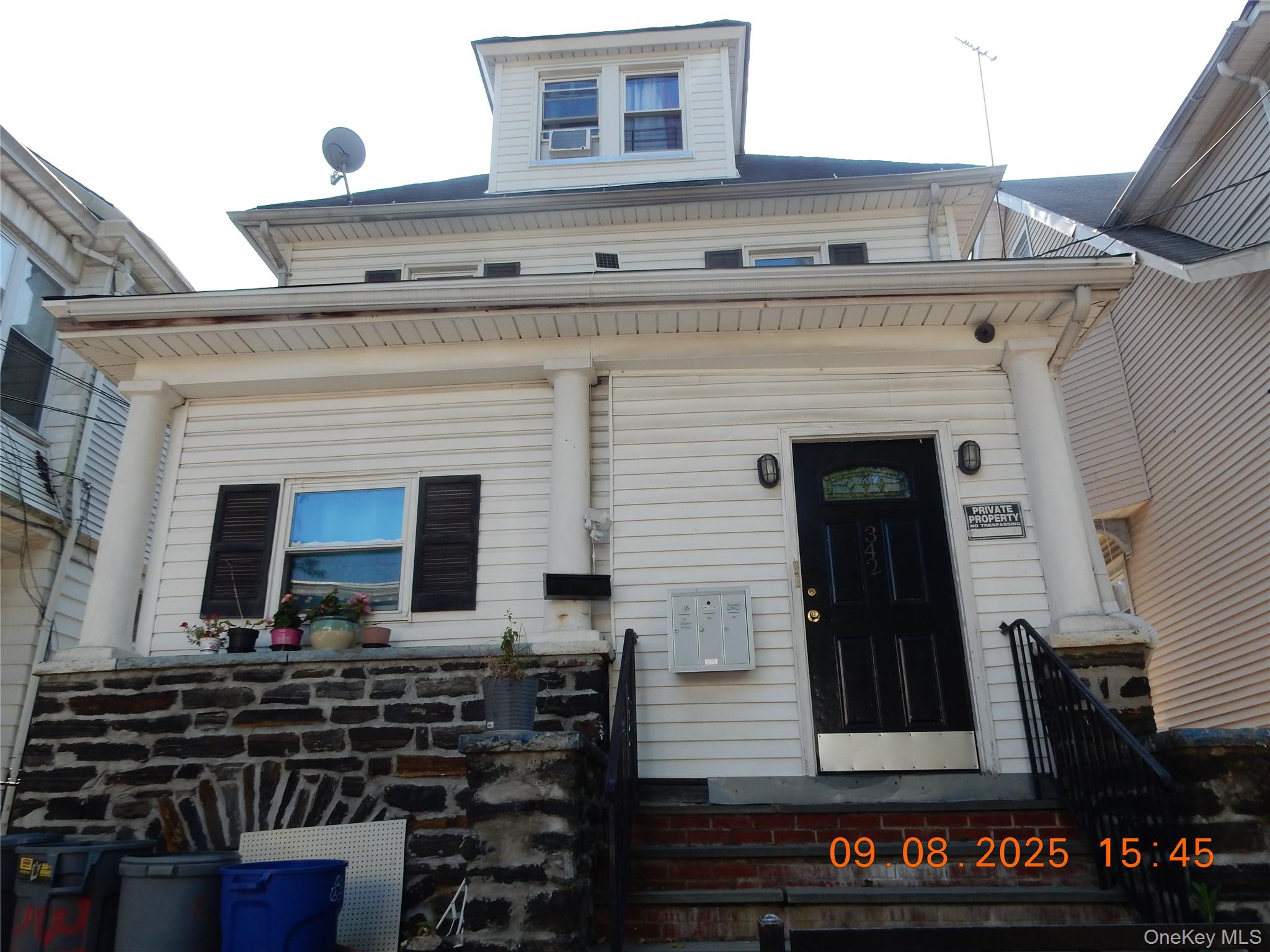 342 S 2nd Avenue Property Photo 1