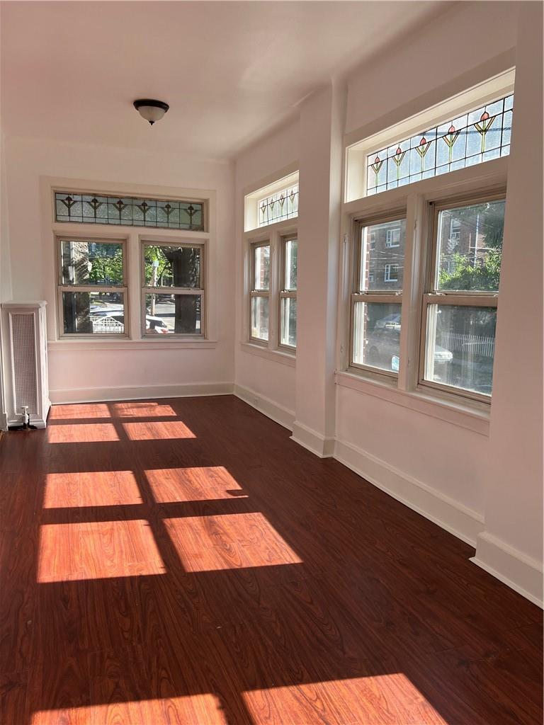 147 E 236th Street Property Photo 10