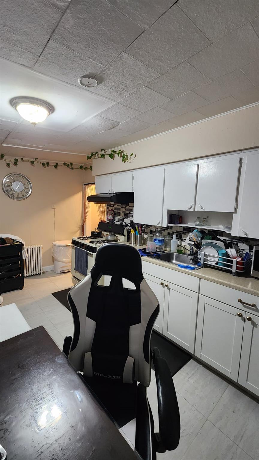 135 Broadway Property Photo 14