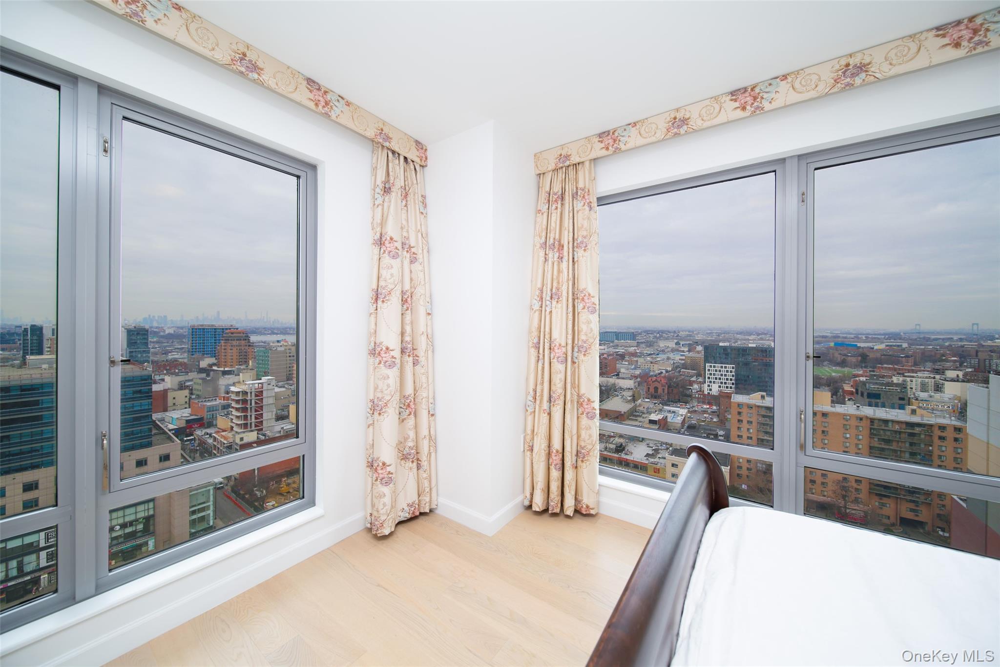 138-35 39th Avenue 17h Property Photo 18