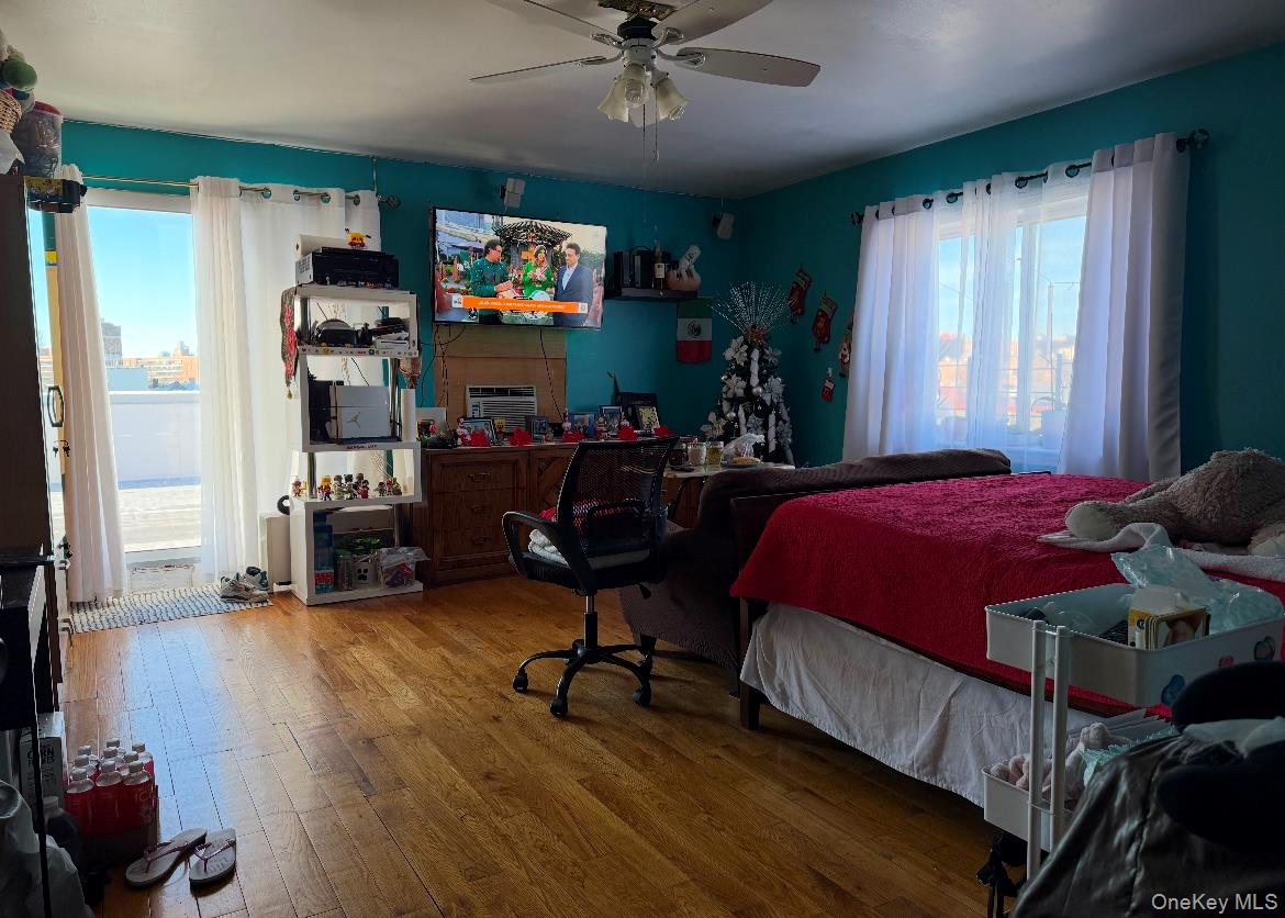 35-50 92 Street Property Photo 12