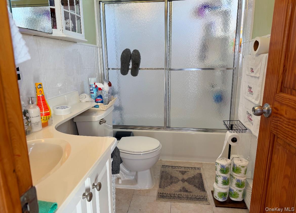35-50 92 Street Property Photo 13
