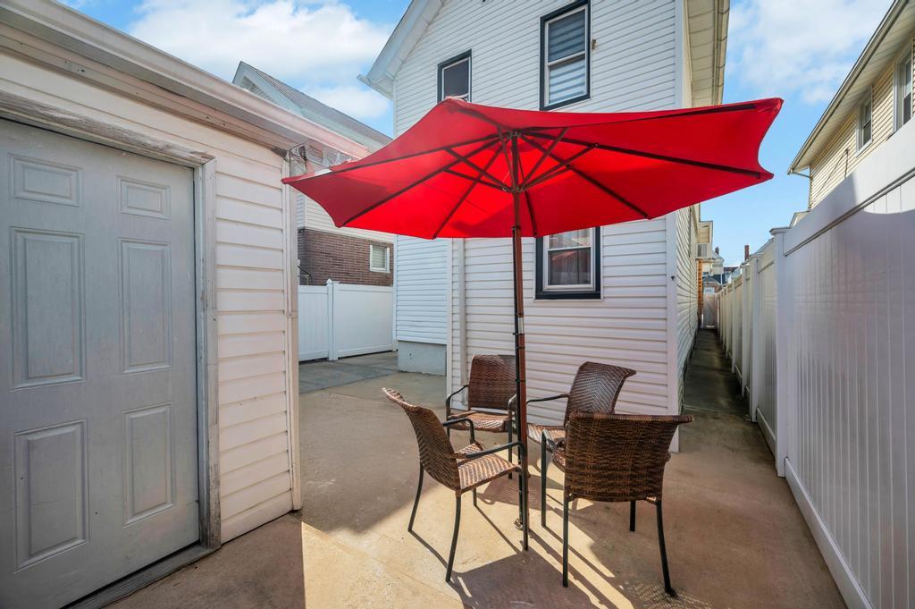 11115 117th Street Property Photo 4