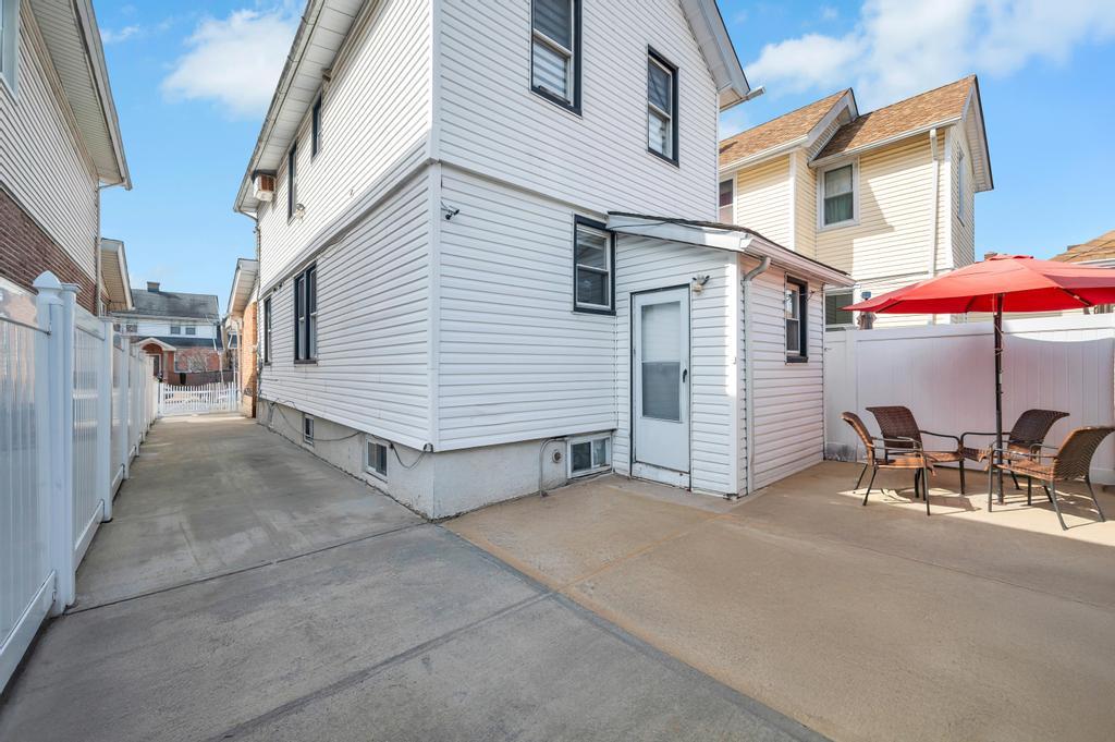 11115 117th Street Property Photo 5