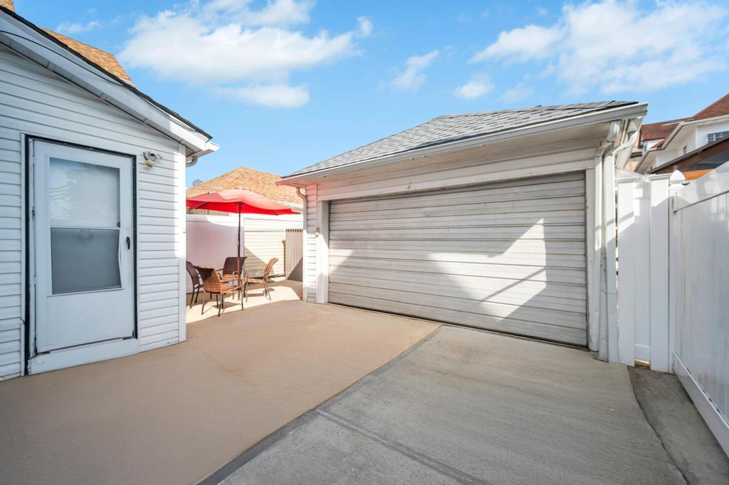 11115 117th Street Property Photo 6