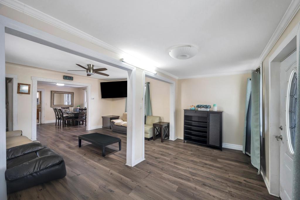 11115 117th Street Property Photo 7