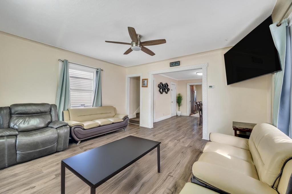 11115 117th Street Property Photo 9
