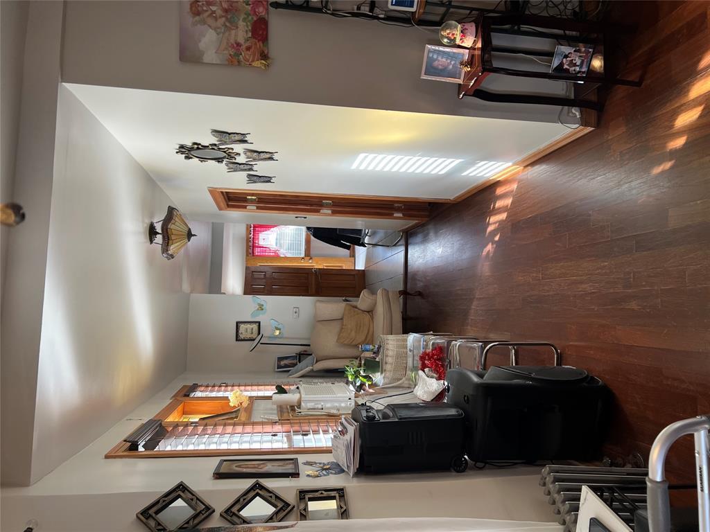 8754 117th Street Property Photo 6