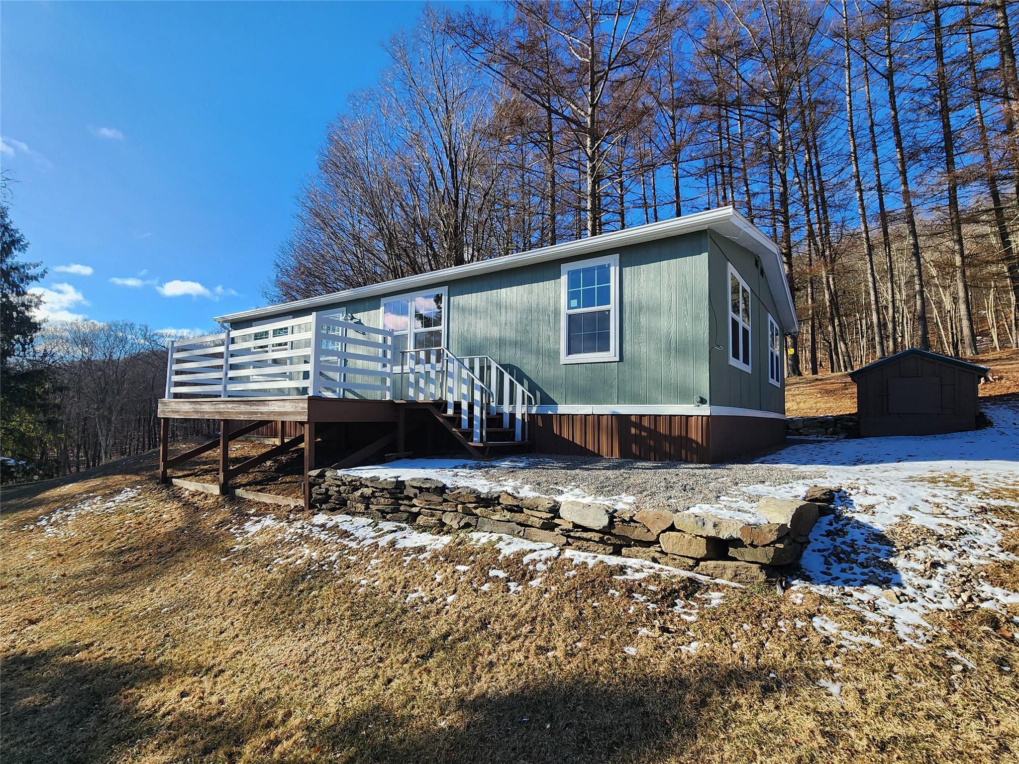 25 Pine Ridge Rd Property Photo