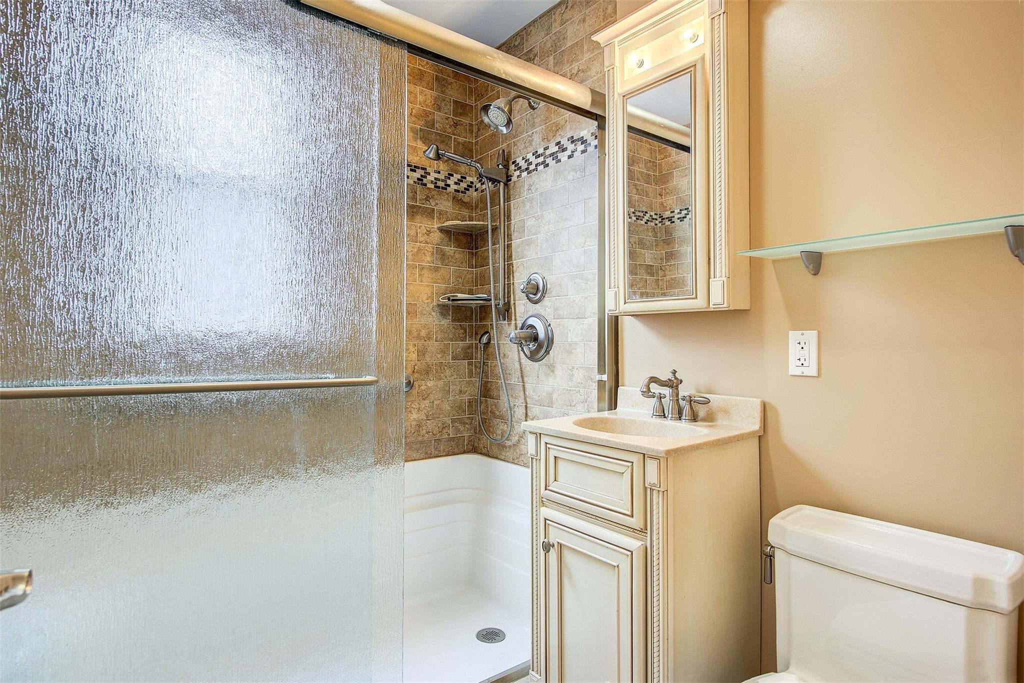150-64 86th Avenue Property Photo 8